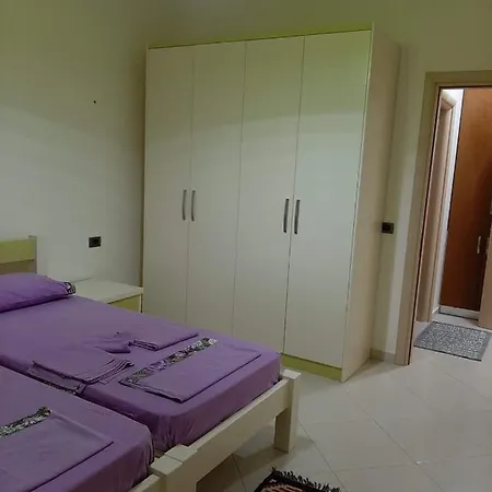 Milka * Golem (Tirana)